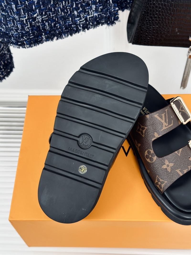 Louis Vuitton Slippers